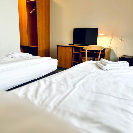 Hotel Brinckmansdorf 로스토크 외부 사진