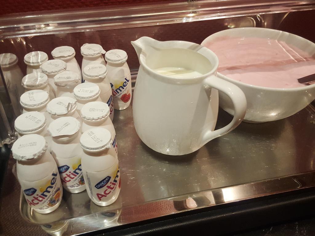 Hotel Brinckmansdorf 로스토크 외부 사진